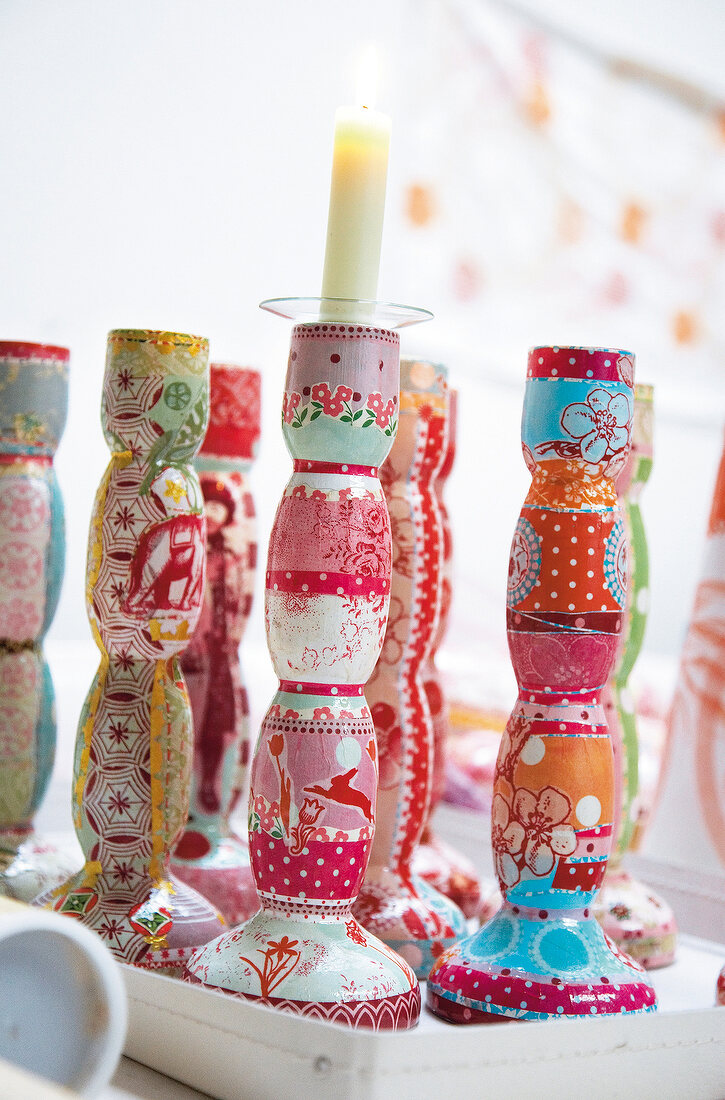 bunte Kerzenhalter aus dem Atelier von Orike Muth und Sandra Lindloge