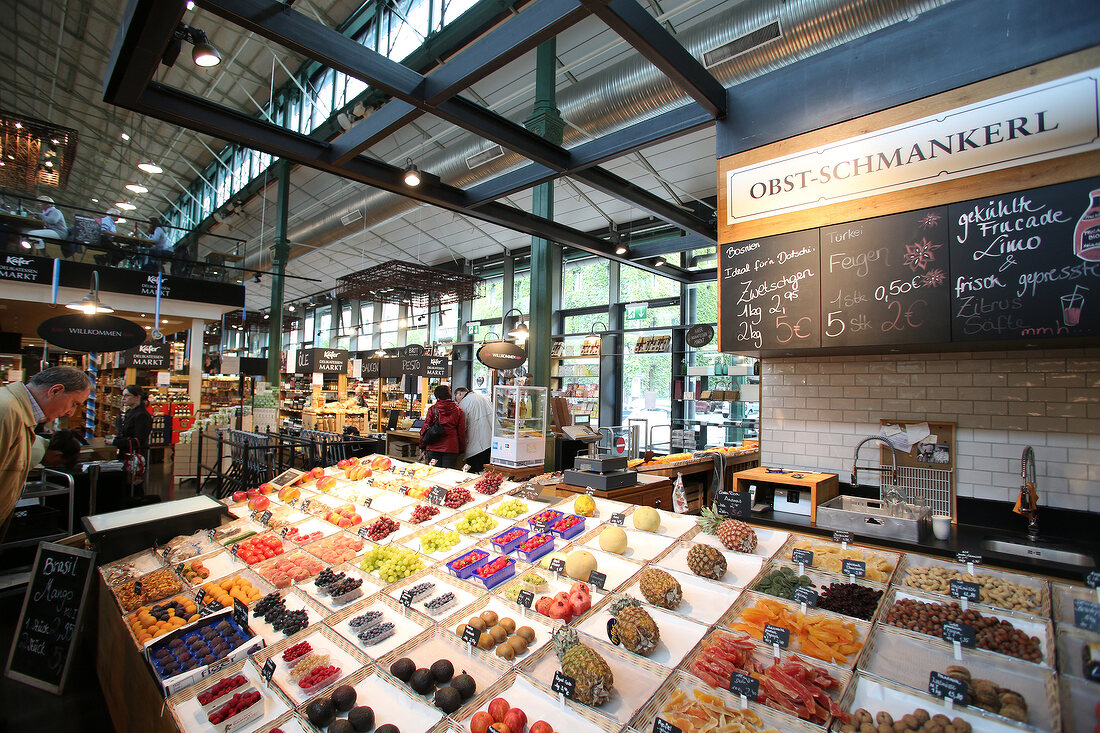 Obst-Schmankerl in der Schrannenhalle Markthalle München