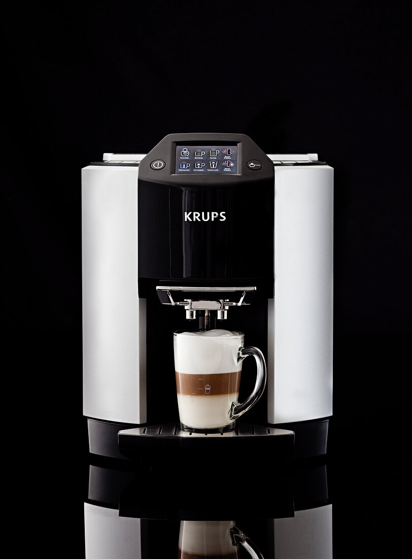 Kaffeeautomat EA 9010 von Krups 