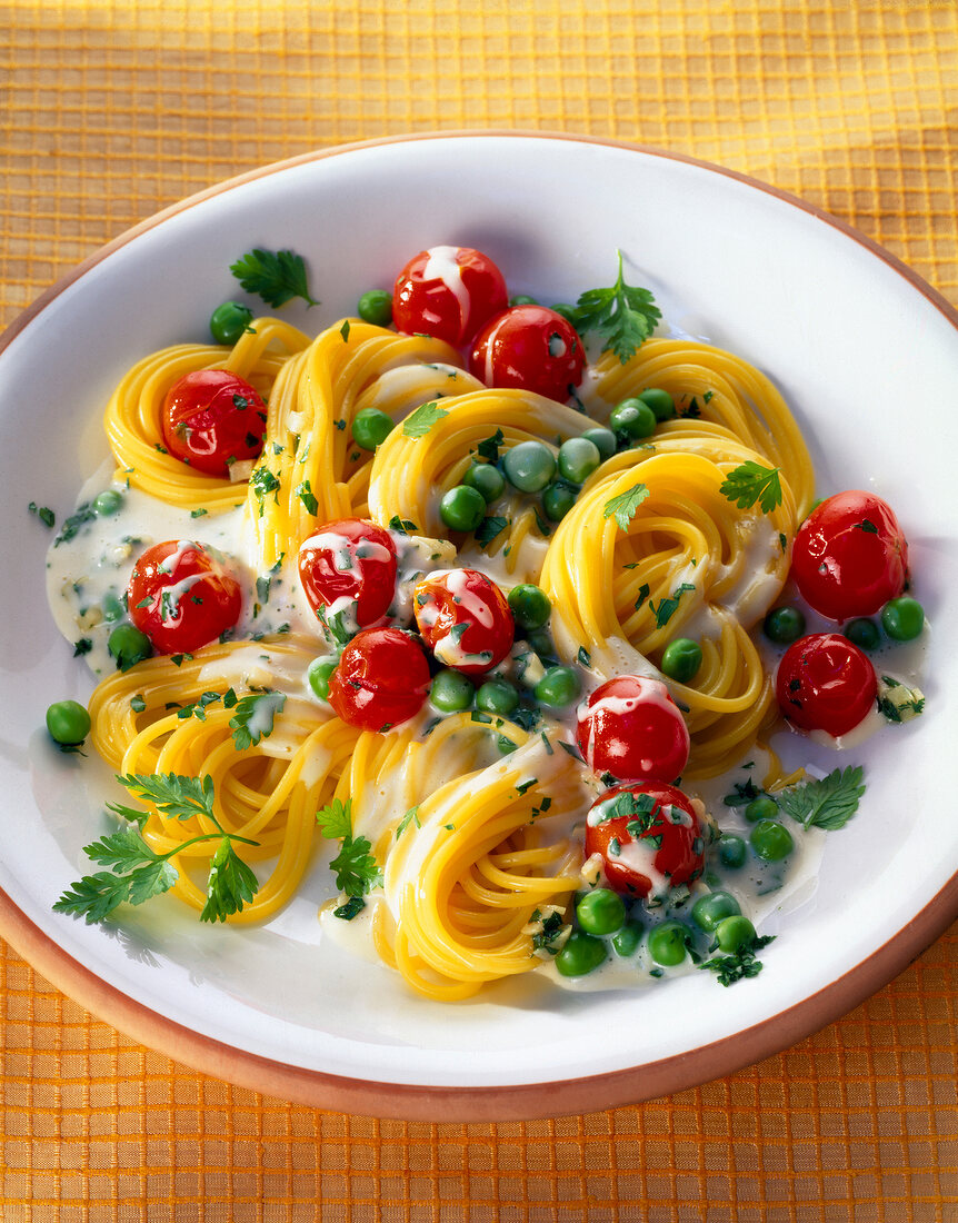 Spaghetti mit Kirschtomaten. 