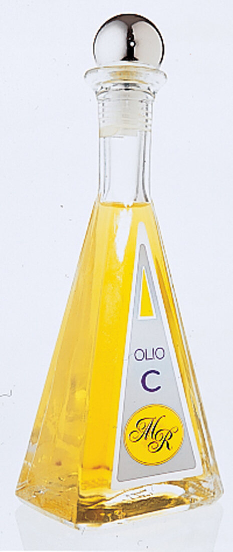 Zitrus Cellulite Öl in Glaskaraffe mit Zitrusölen