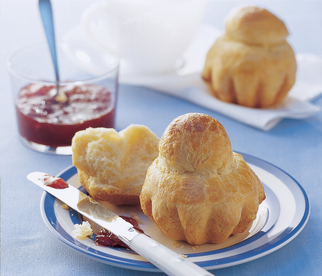 Brioches, Hefegebäck aus Frankreich 