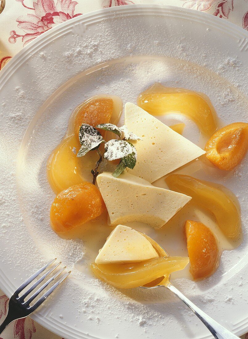 Bavarian Mousse with Apricots