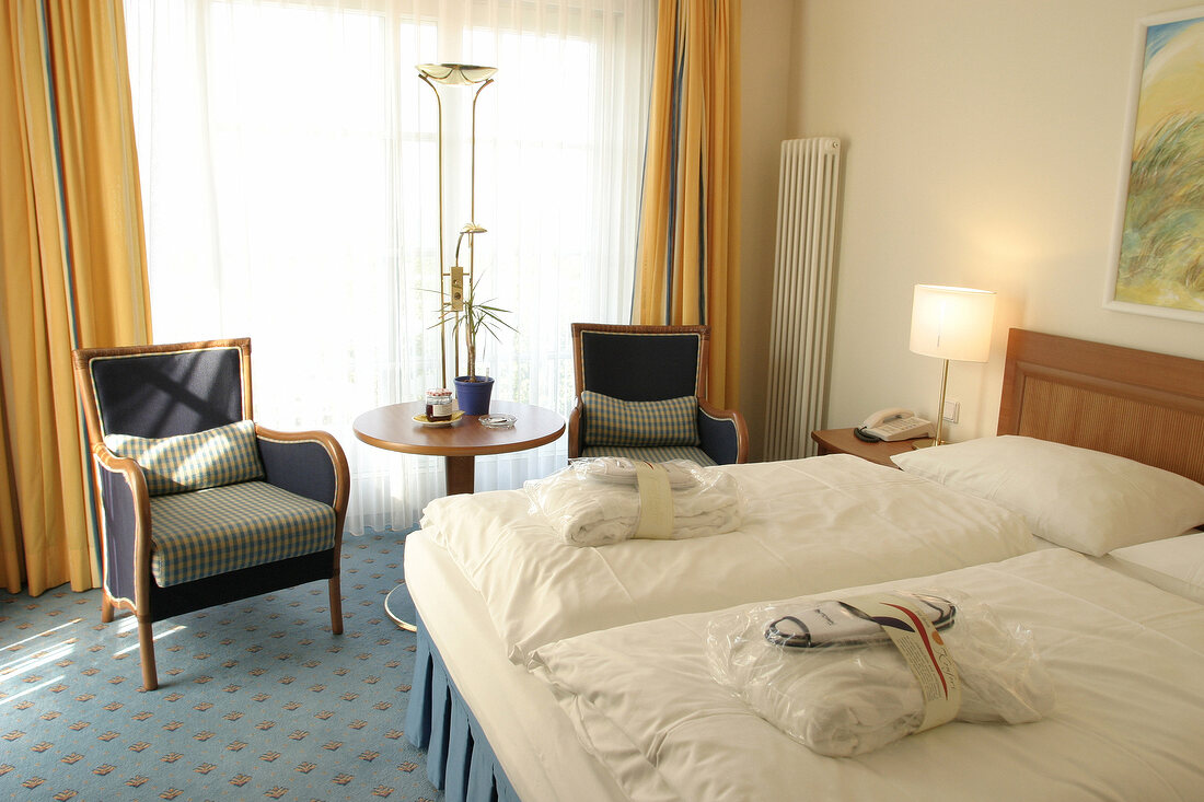 Strandhotel Zinnowitz Hotel in Zinnowitz auf Usedom innen Hotelzimmer