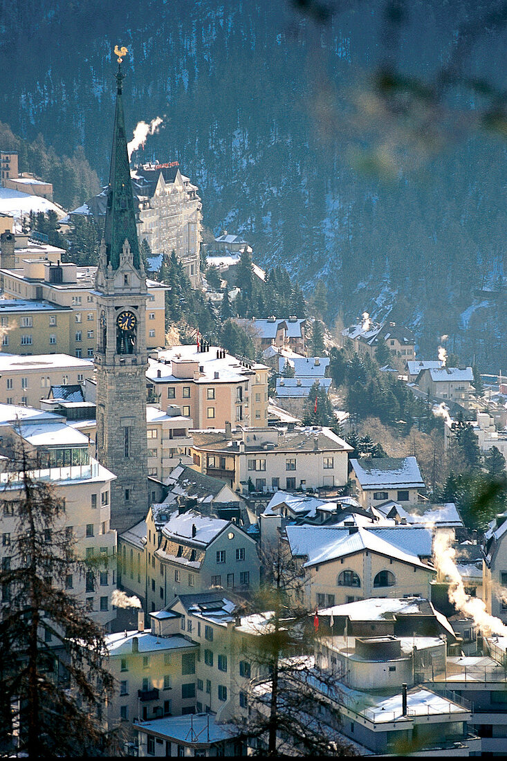St.Moritz in der Schweiz, von oben fotografiert
