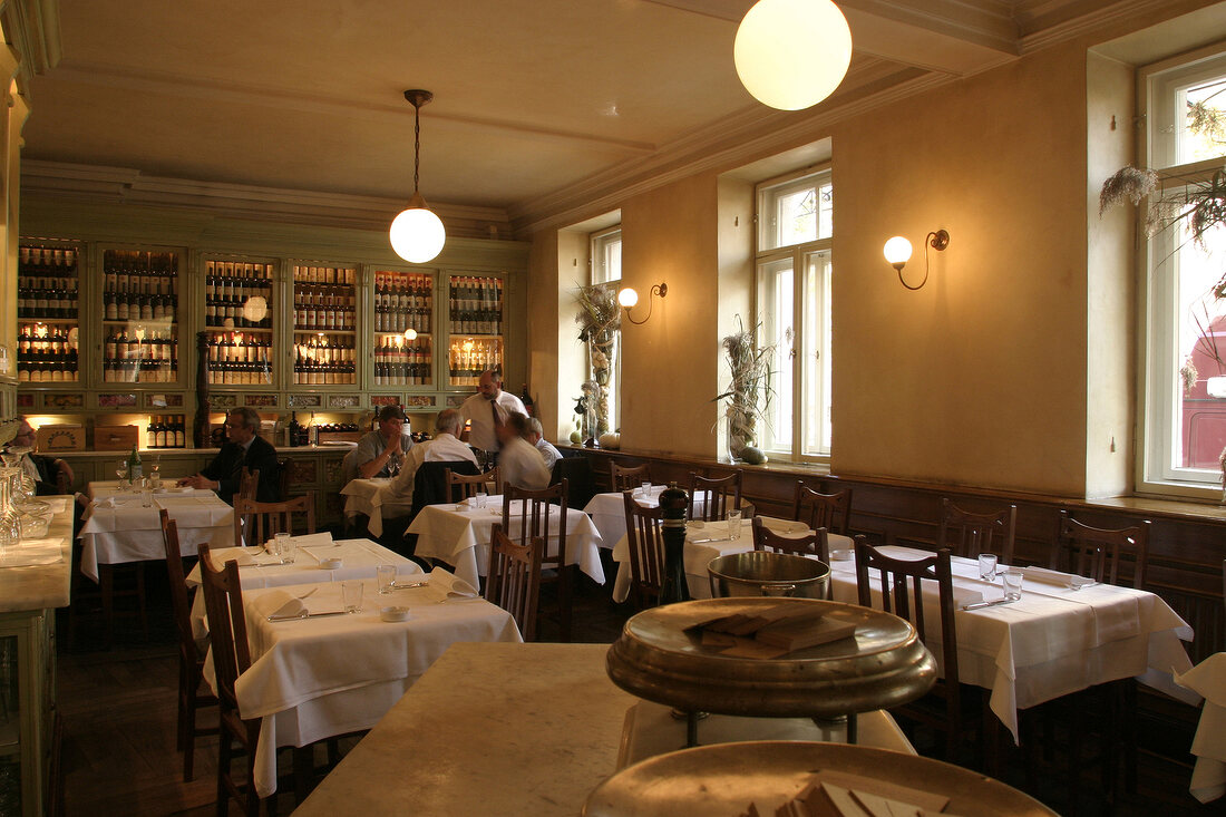 Vinaiolo Restaurant Gaststätte Gaststaette in München