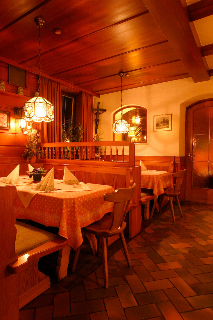 Zum Oberbräu Zum Oberbraeu Restaurant Gaststätte