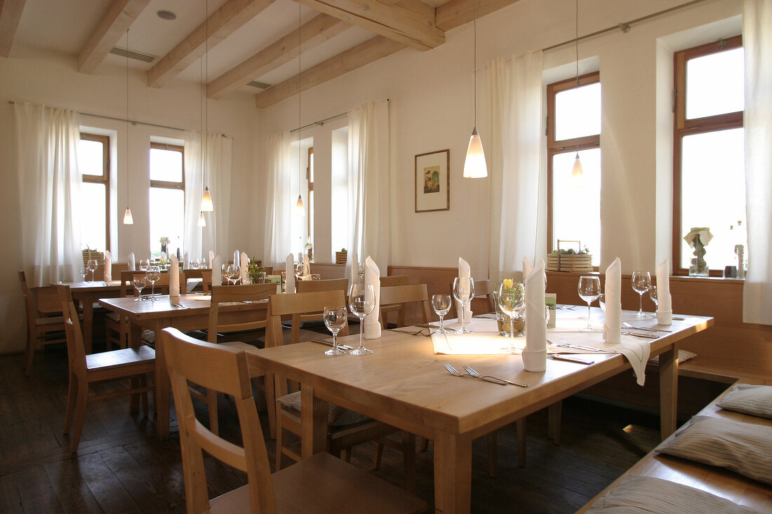 Sebastianihof Restaurant Gaststätte Gaststaette in Schalkham