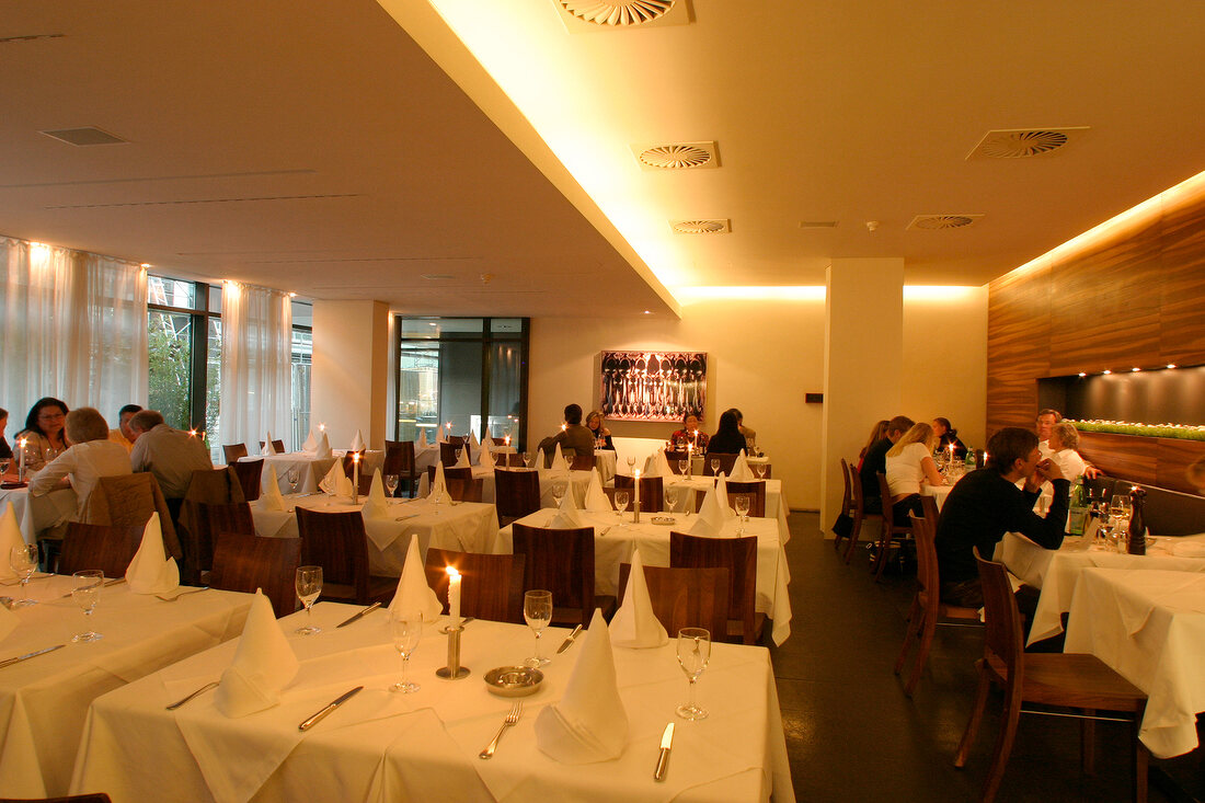 Oggi Restaurant Gaststätte Gaststaette in Stuttgart
