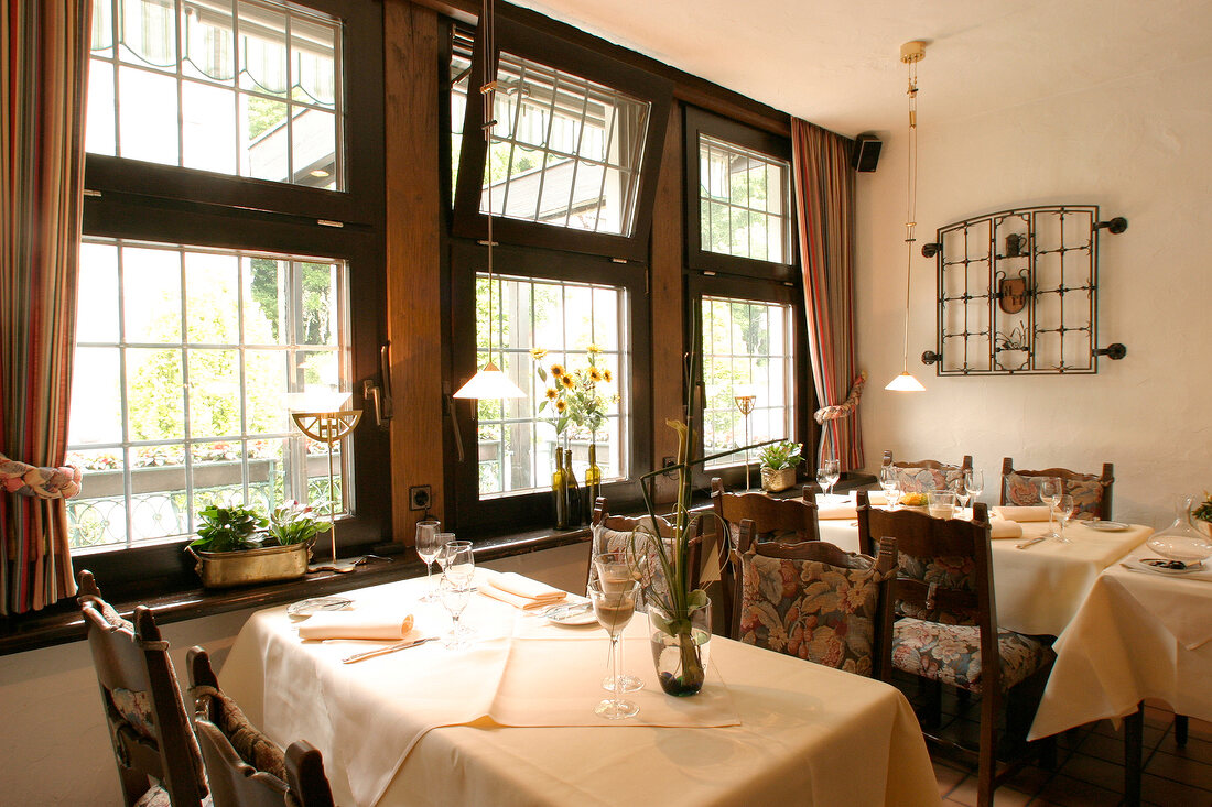 Menge Restaurant Gaststätte Gaststaette im Hotel Menge in Arnsberg