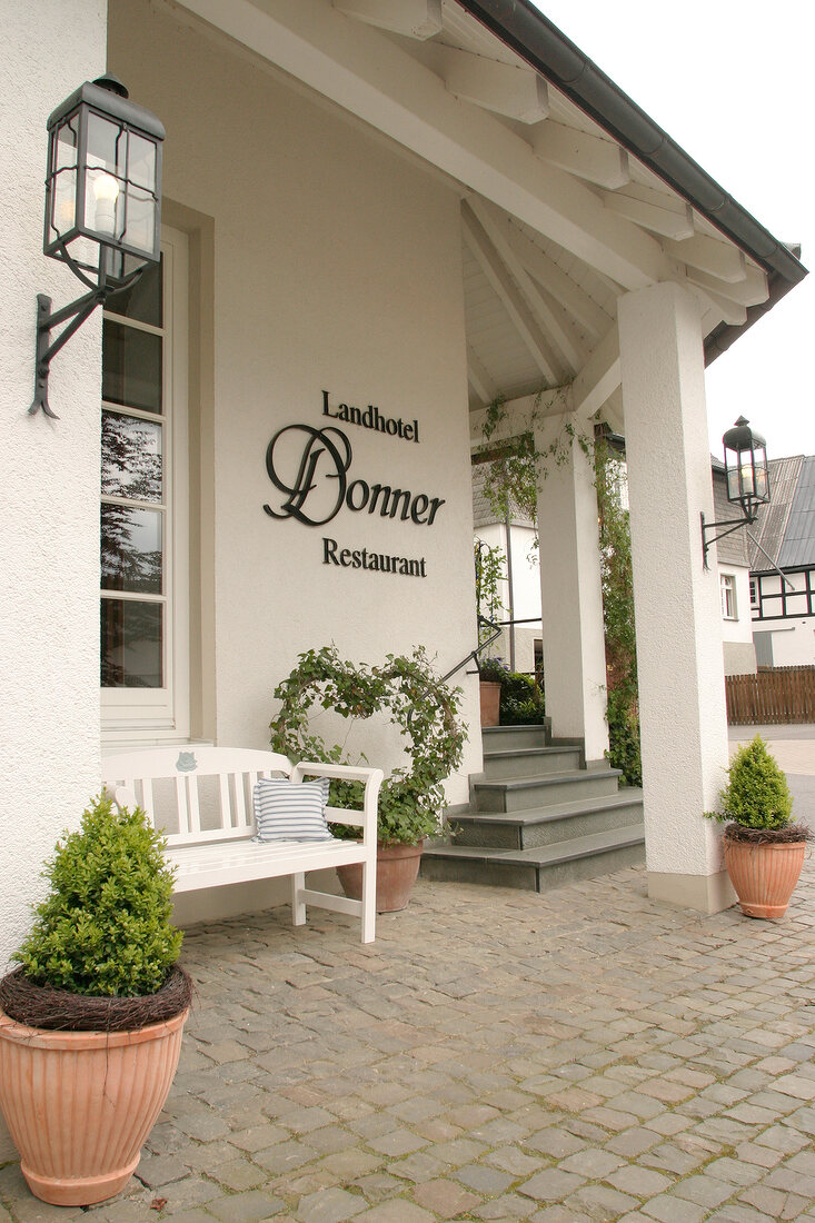 Donner Restaurant Gaststätte Gaststaette im Landhotel Donner in Meschede