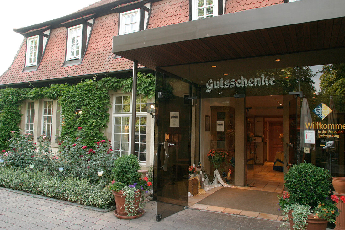 Gutsschenke Restaurant Gaststätte Gaststaette im Schlosshotel Monrepos in Ludwigsburg