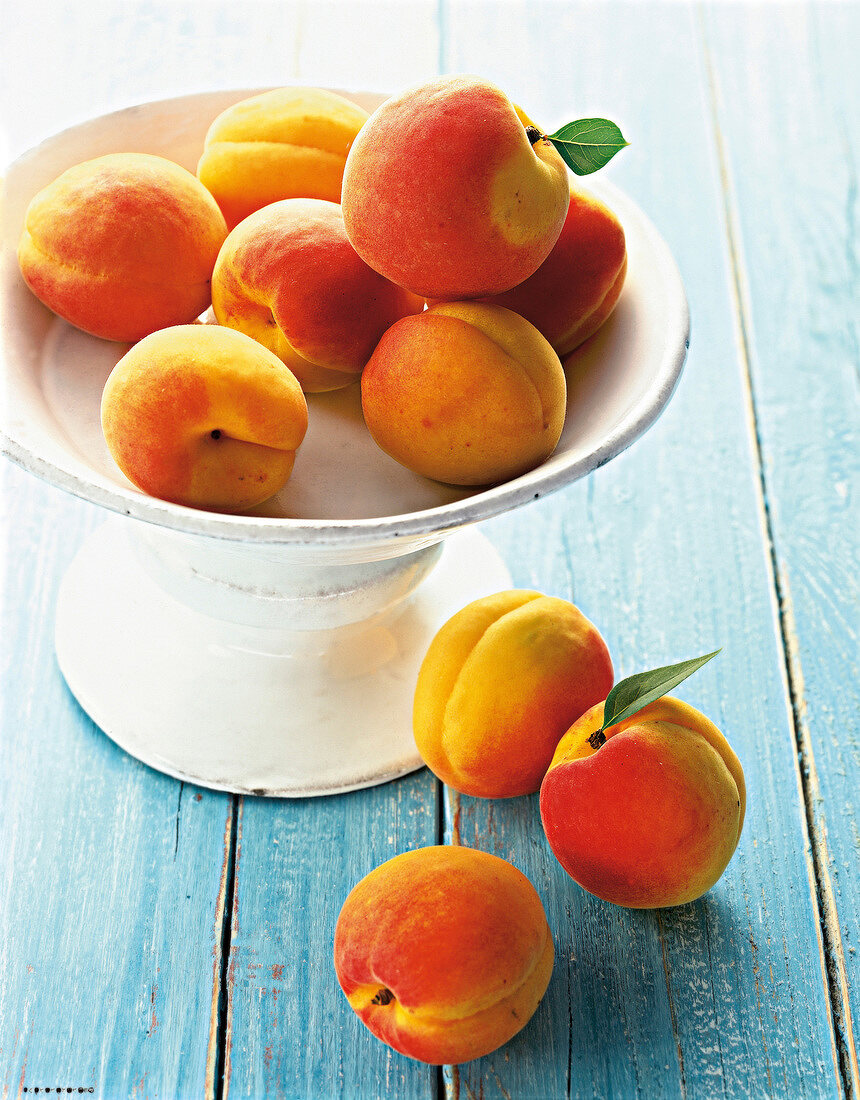 Fresh apricots on cake stand