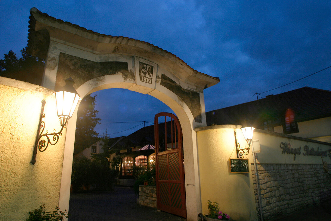 Battenheimer Hof Hotel mit Restaurant Gutsschänke in Bodenheim Rheinland-Pfalz