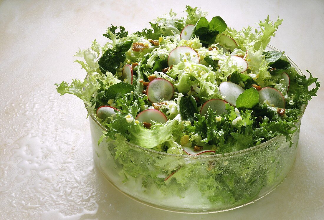 Frisée endive with radishes and eggs