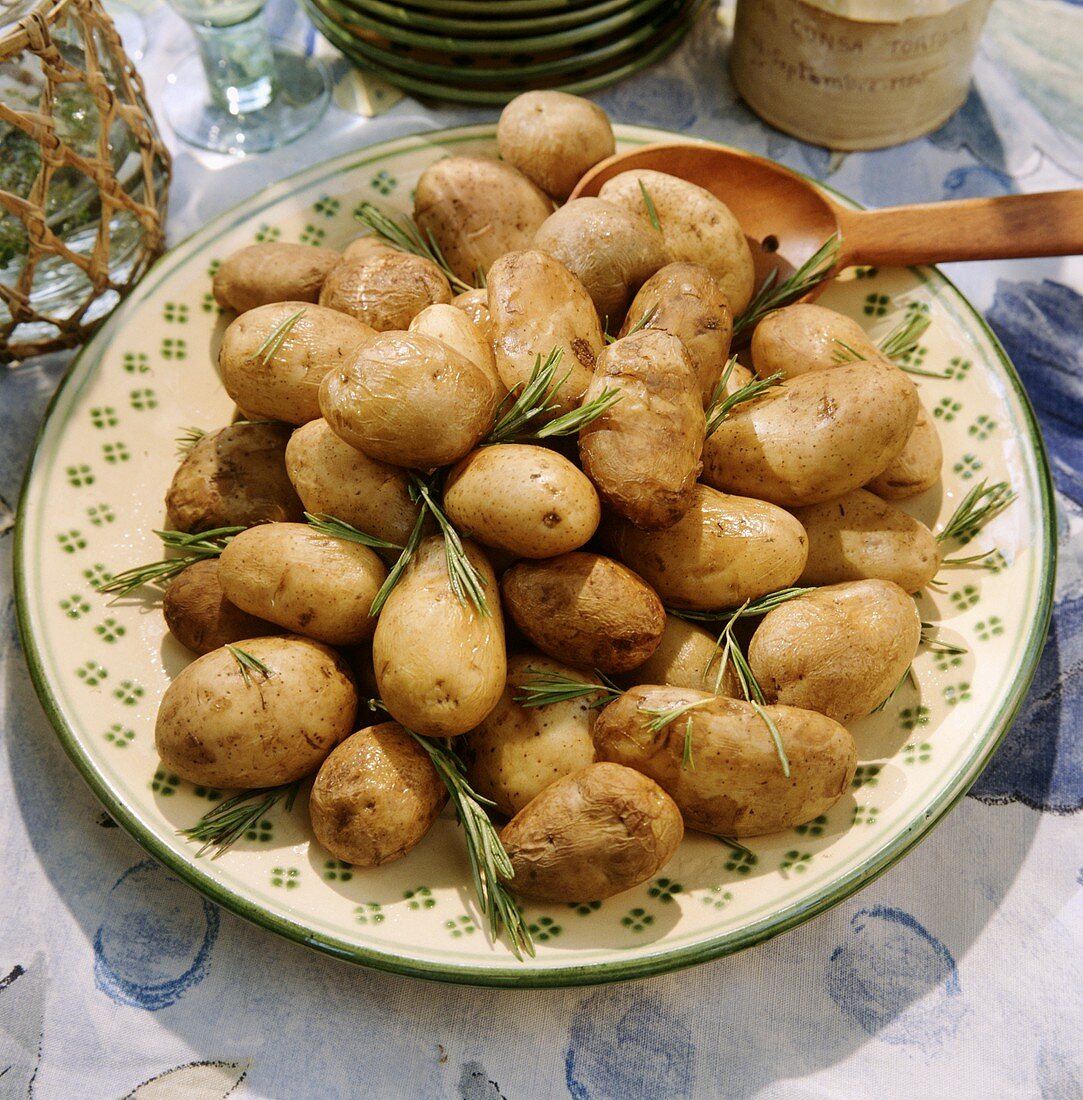 Rosemary potatoes from a clay pot