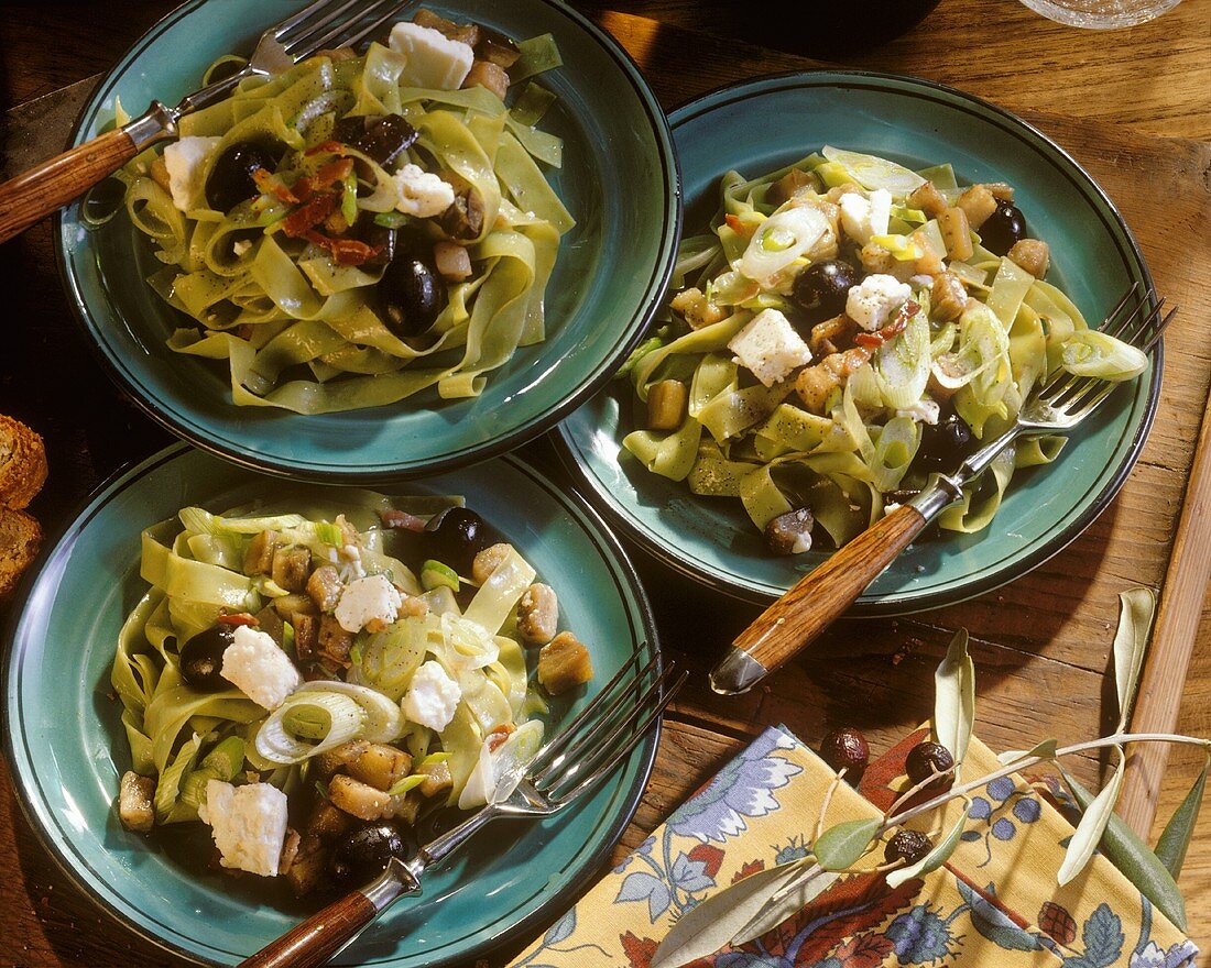 Nudelsalat mit Feta