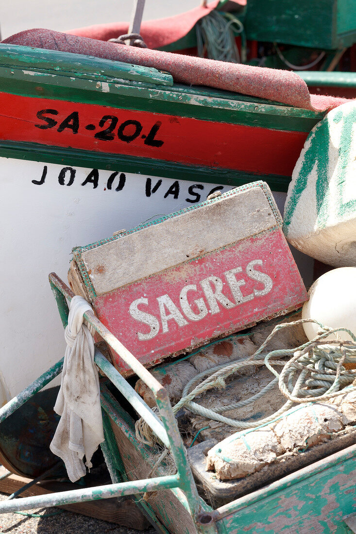Portugal, Algarve, Sagres, Fischerboot, close up