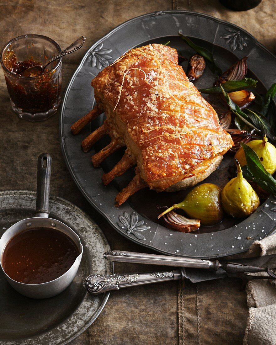 Schweinekarreebraten mit Feigenmarmelade