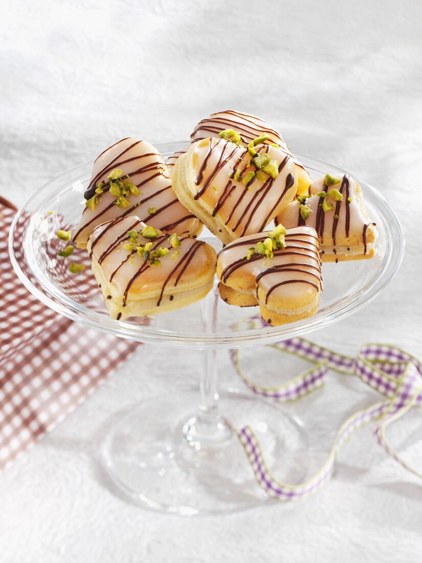 Himbeer-Marzipan-Herzen