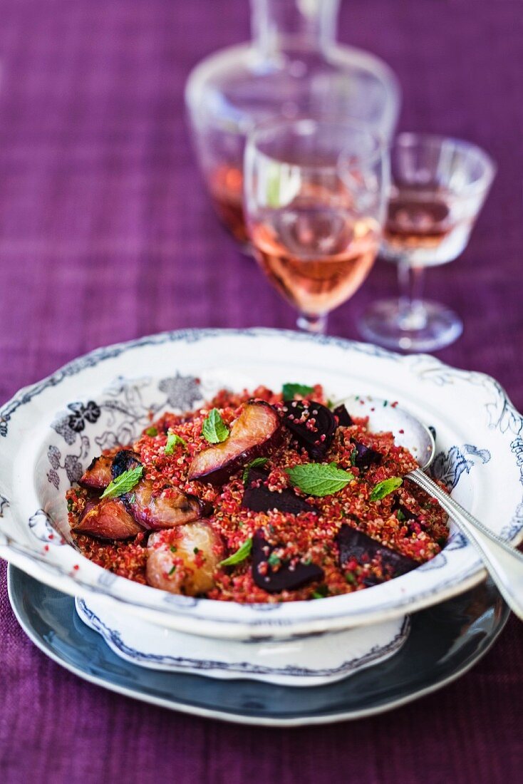 Quinoa with plums and beetroot