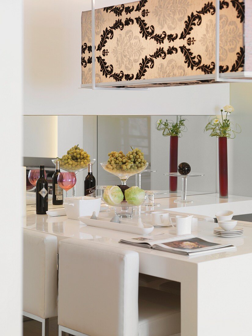 Retro style hanging lamp above a breakfast table