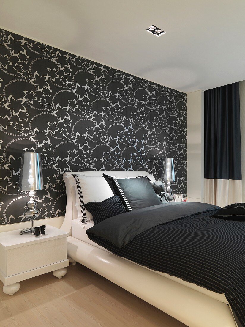 Black and white modern bedroom