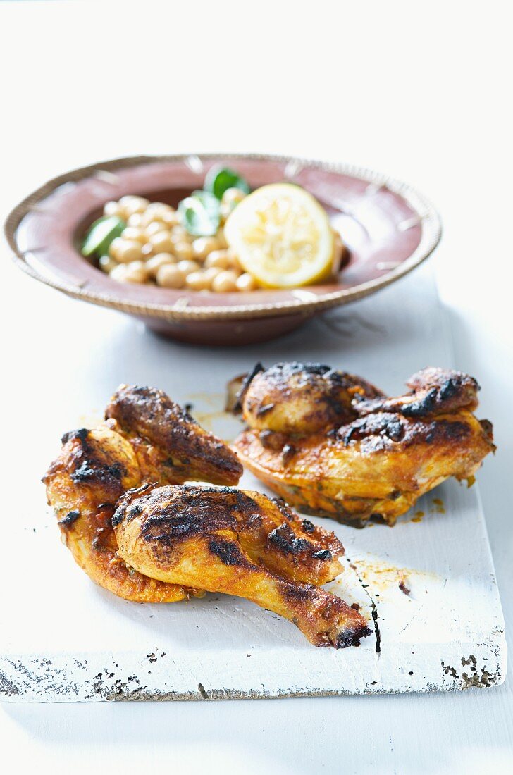 Marokkanisches Huhn mit Kichererbsen