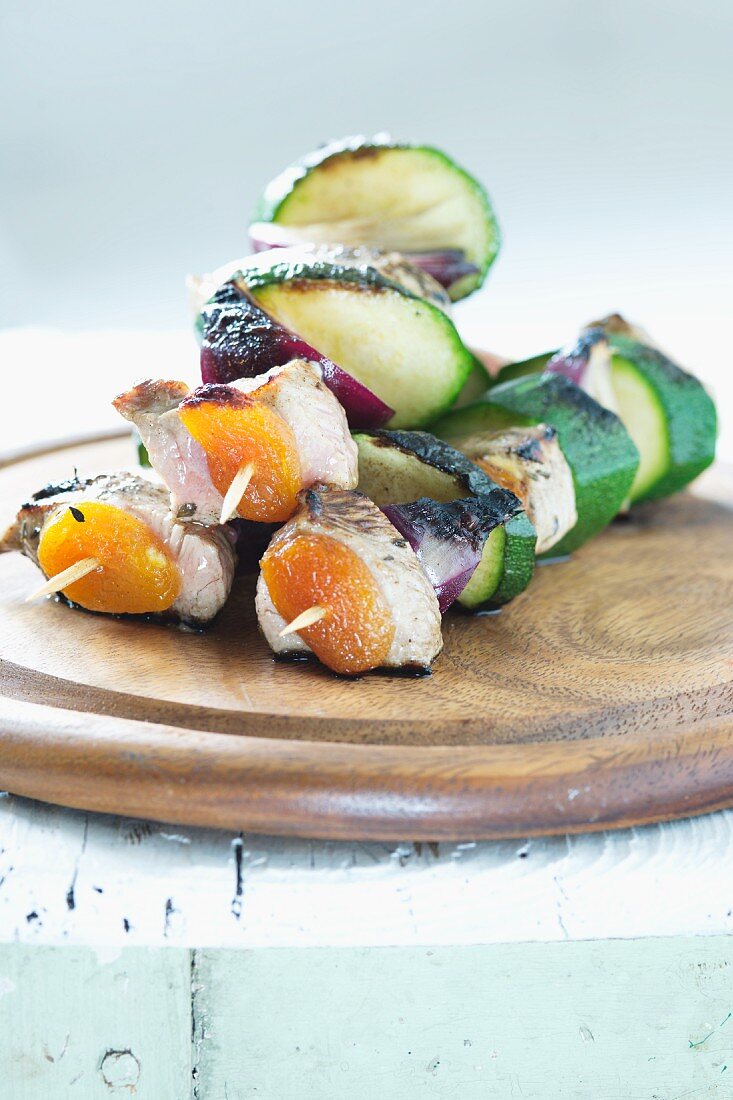 Pork and courgette kebabs with apricots