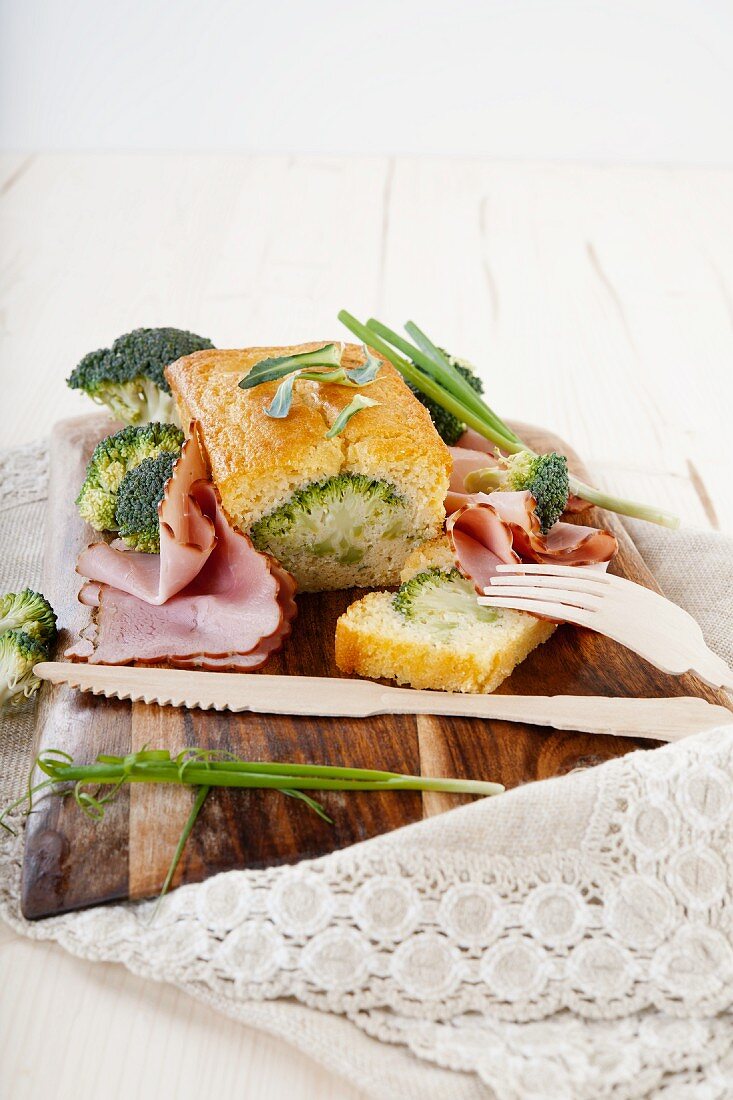 Broccoli and ham cake