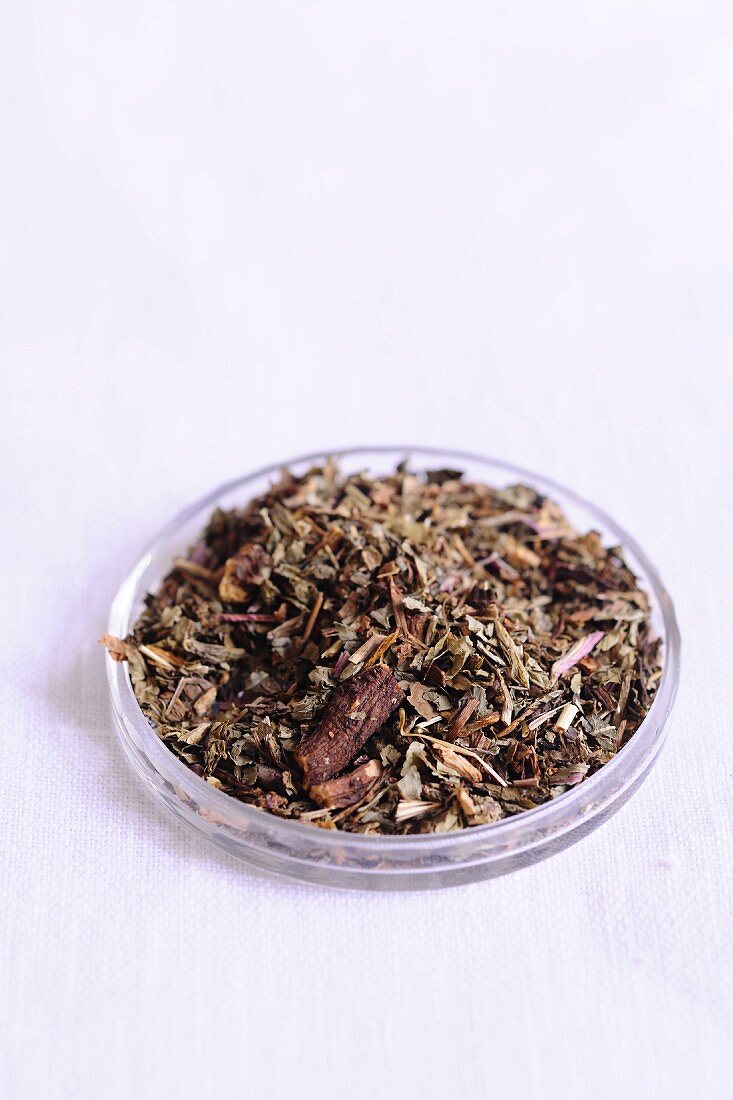 Dried, chopped dandelion leaves for tea