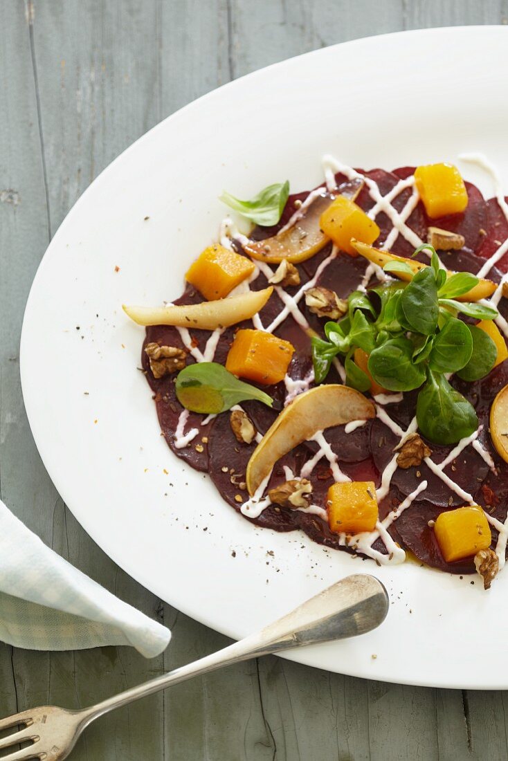 Rote-Bete-Carpaccio mit Feldsalat