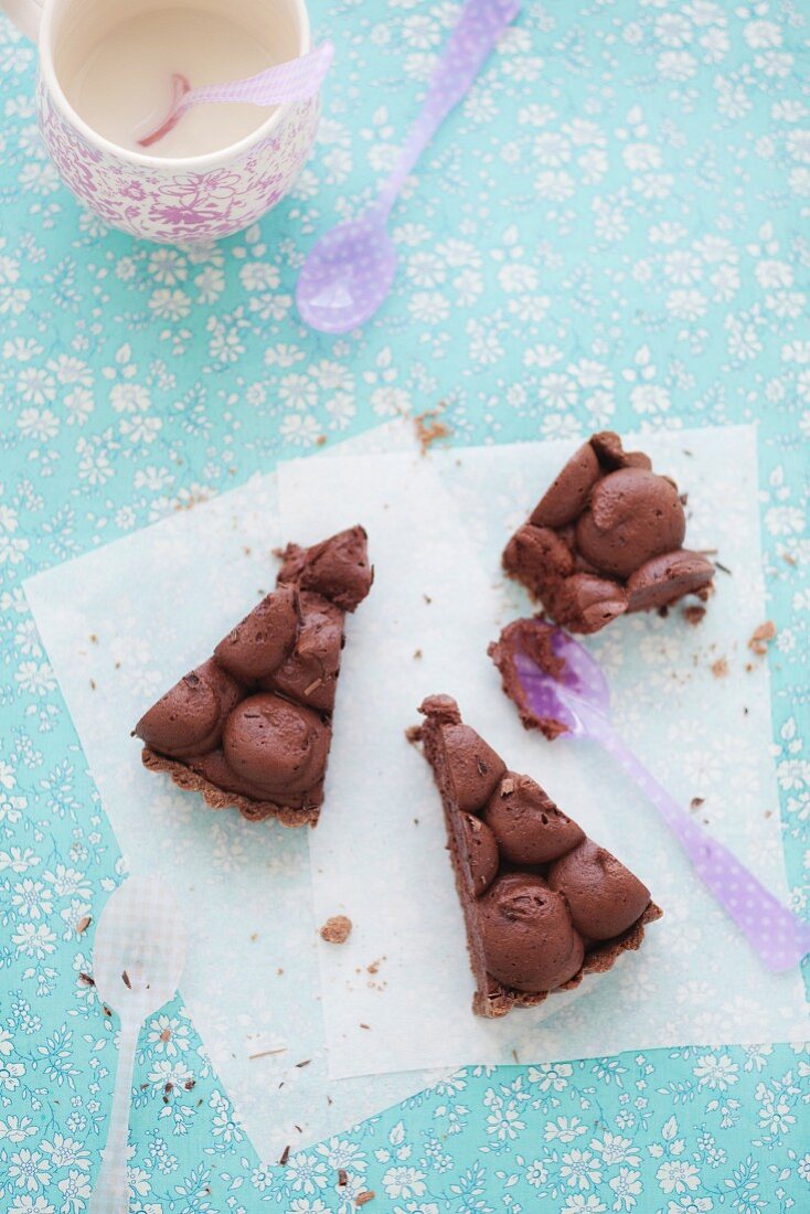 Gluten-free chocolate and tahini cake