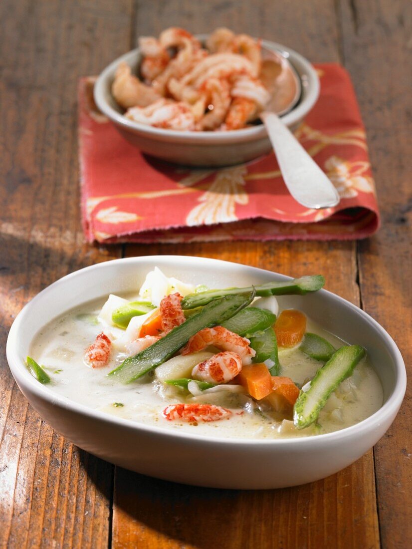 Cray fish, potato, carrot and asparagus stew