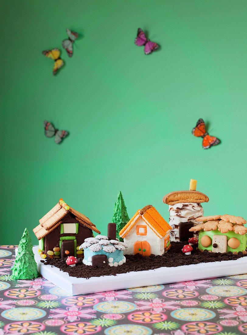 Märchendorf-Kuchen für die Kinderparty