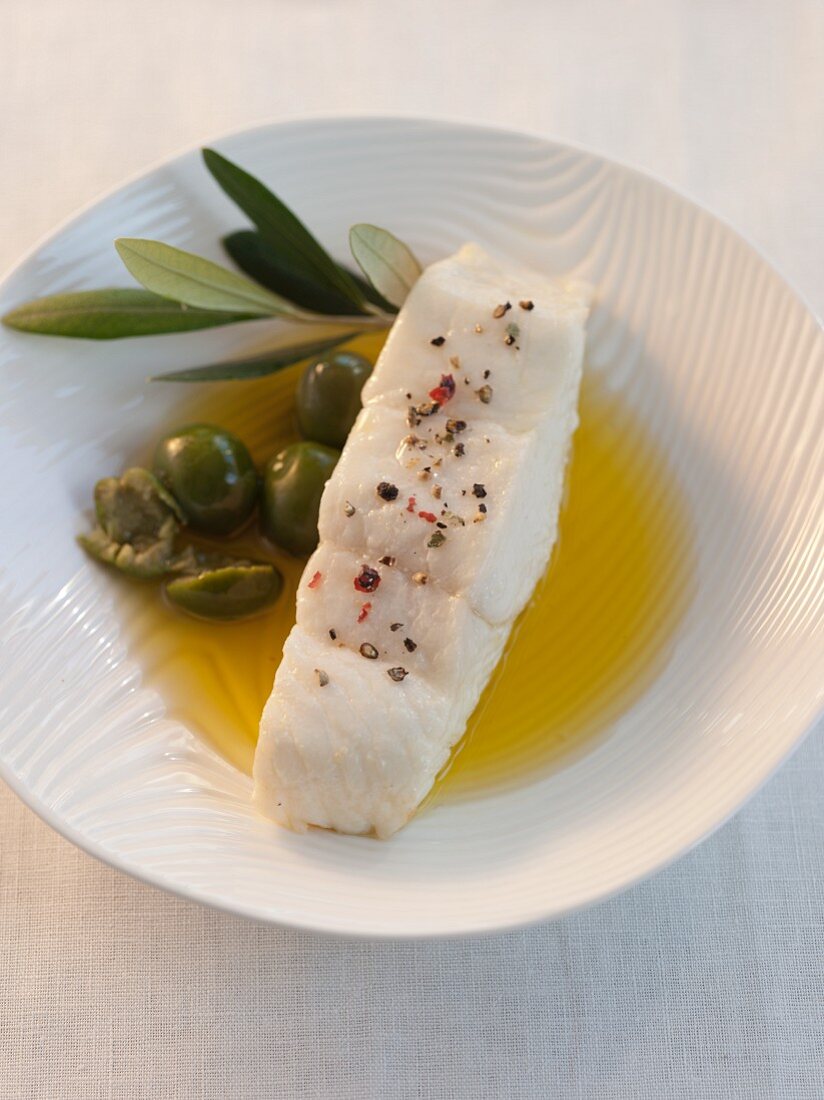 Seasoned Halibut with Olive Oil and Green Olives