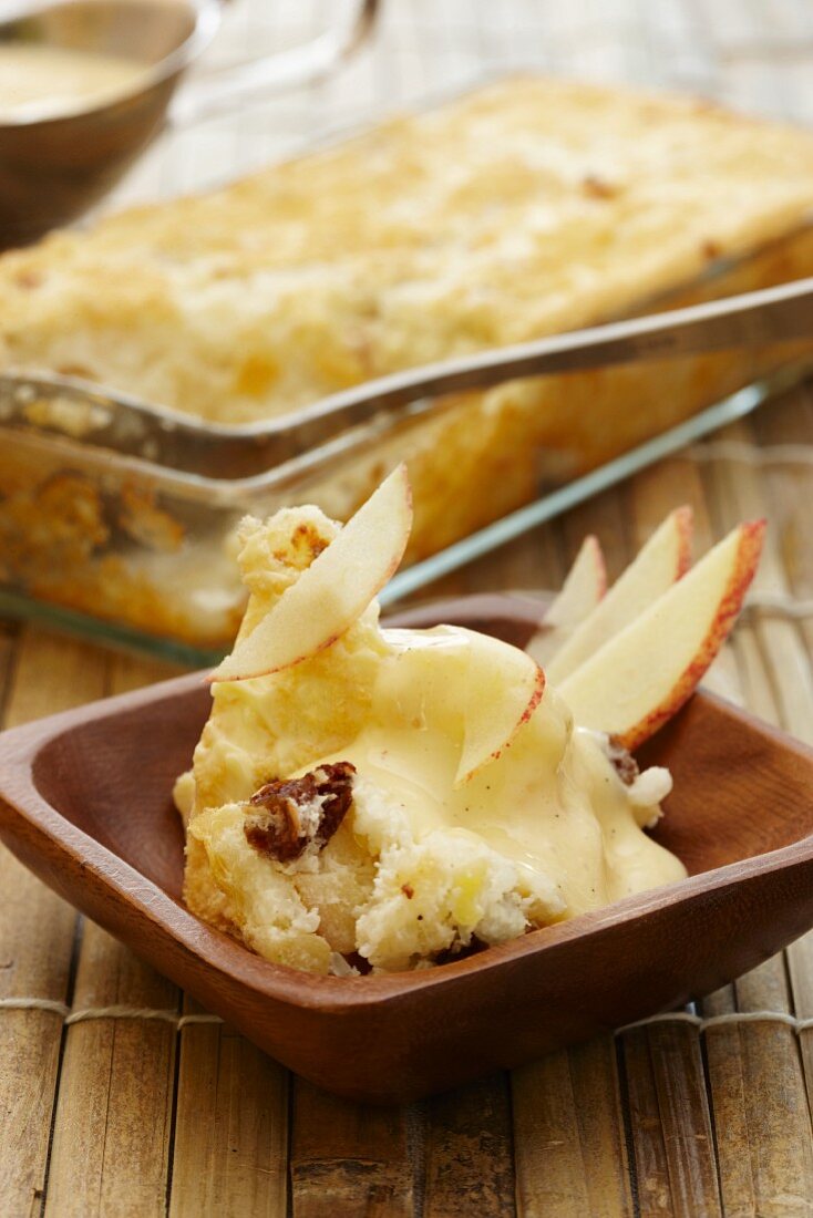 Rice pudding with apples and vanilla sauce