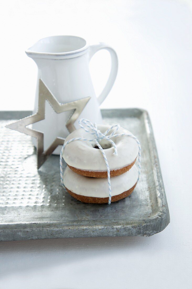 Doughnuts mit Zuckerguss