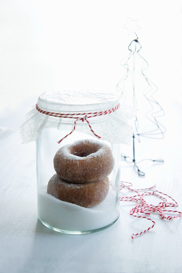Mini-Zimt-Doughnuts mit Kardamom (weihnachtlich)