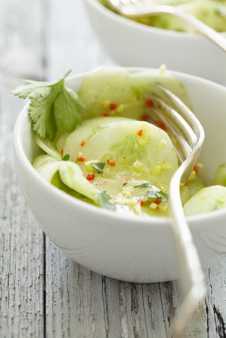 Spicy cucumber salad (close-up)