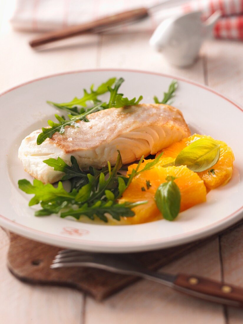 Halibut with rocket and oranges