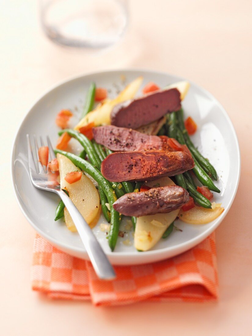 Lamb fillet on green beans