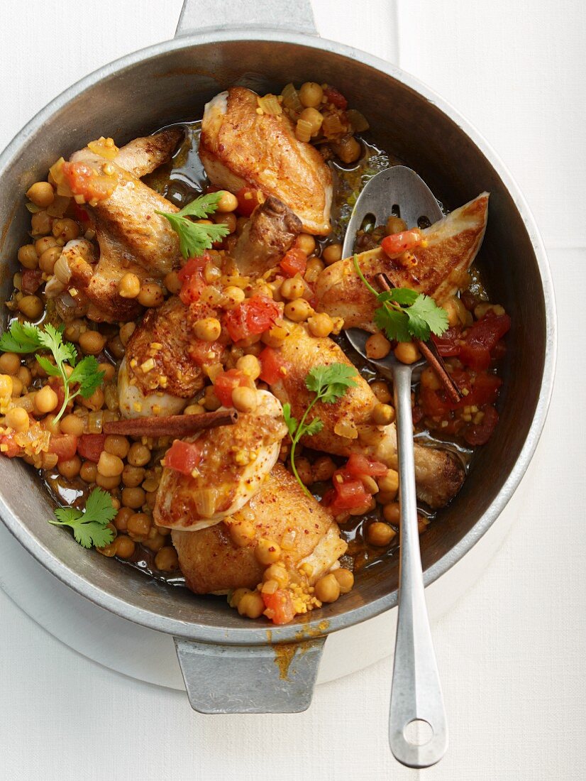 Chicken stew with chickpeas