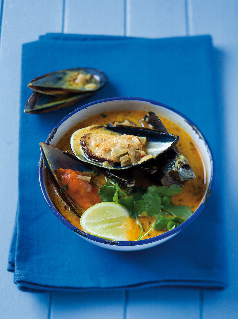 Spicy Saffron Mussel Soup