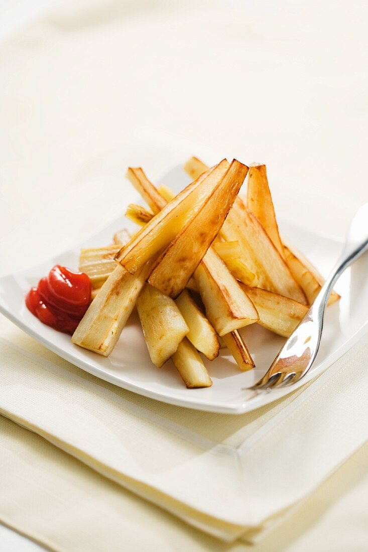 Yucca Fries with Ketchup