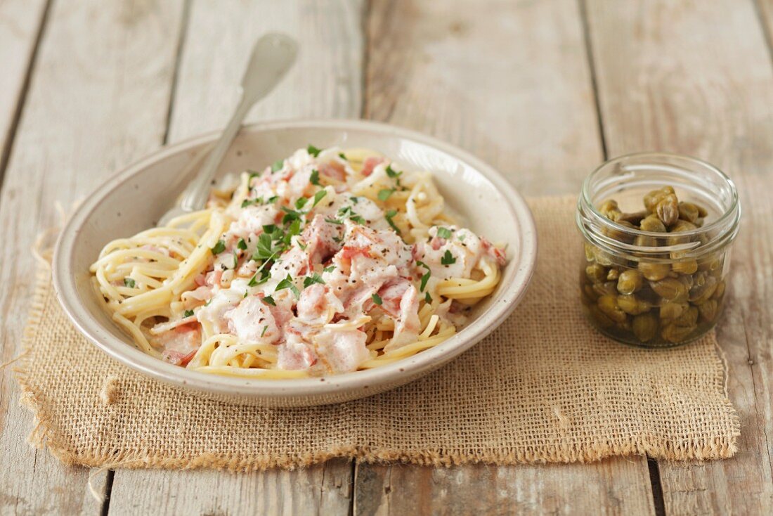 Spaghetti Carbonara mit Kapern