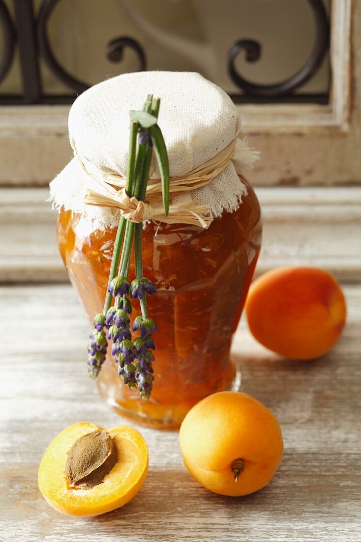Apricot jam with lavender