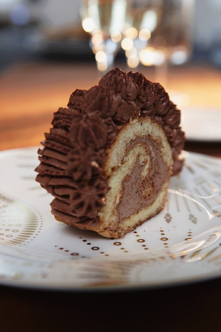 Sponge roll with chocolate cream filling