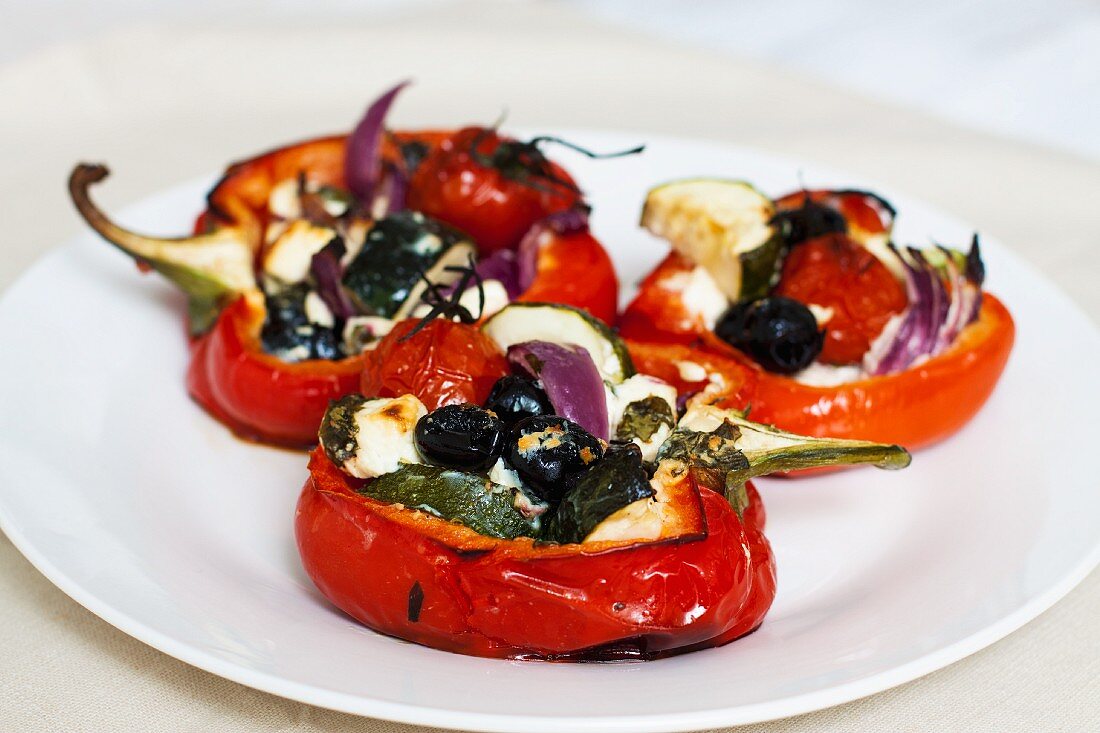 Peppers filled with vegetables