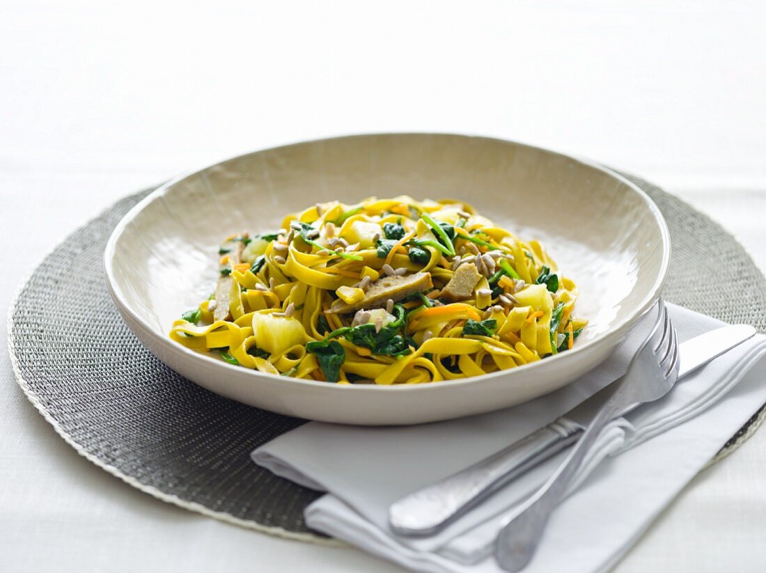 Tagliatelle with spinach